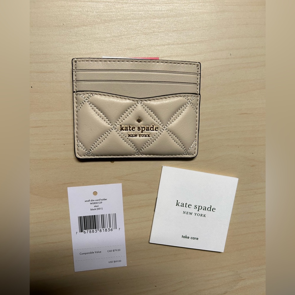 Staci Small Slim Card Holder NWT One Size